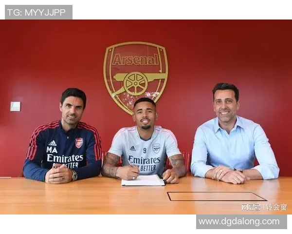 足球明星转会的流程与策略解析如何顺利完成转会交易 足球明星转会的流程与策略解析如何顺利完成转会交易