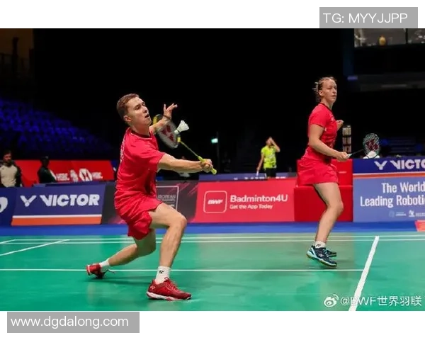 重庆羽毛球队与武汉羽毛球队赛后分析力量对比与战术探讨 重庆羽毛球队与武汉羽毛球队赛后分析力量对比与战术探讨