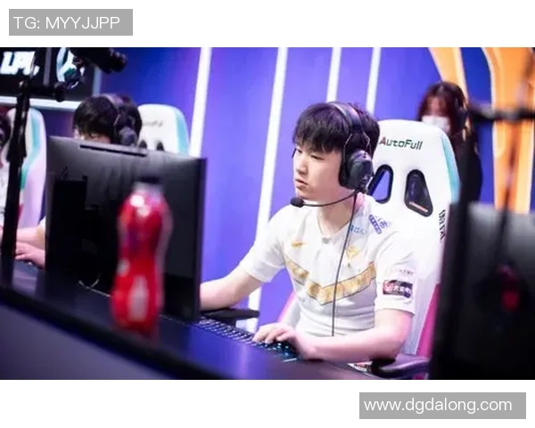 王者荣耀热点：解读FPX的盯防